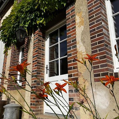 La Maison Du Gardien - Le Prieure Du Preux Sepeaux-Saint-Romain Exterior foto